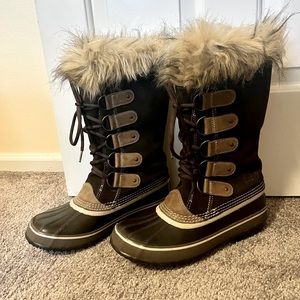 Brown Sorel Joan or Artic Boots- Size 9